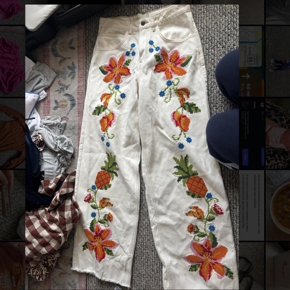 Farm Rio NWT embroidered jeans size small